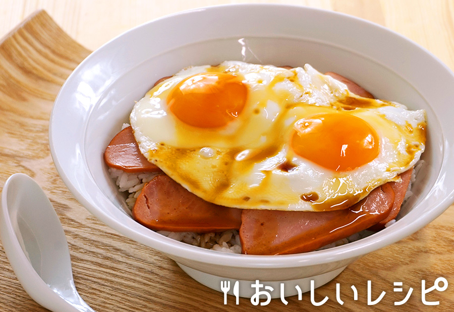 チャーシュー目玉焼き丼